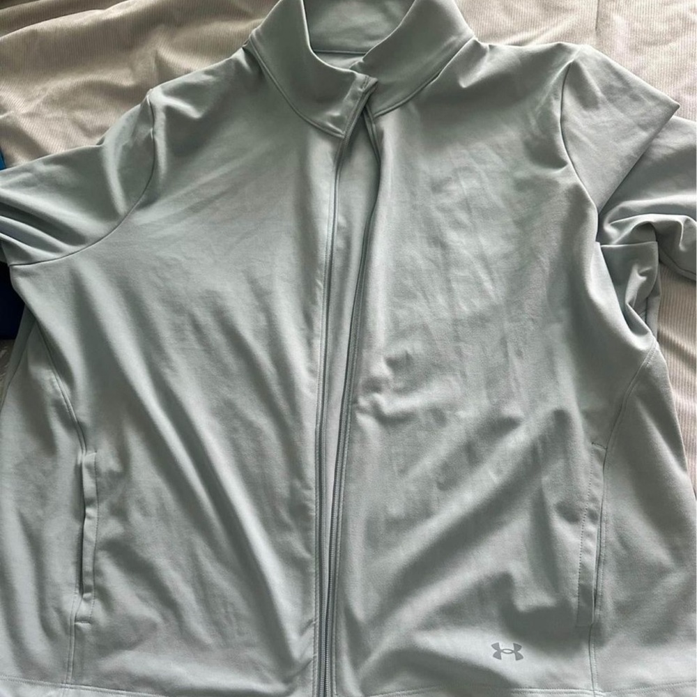 UA grey zip up xxl